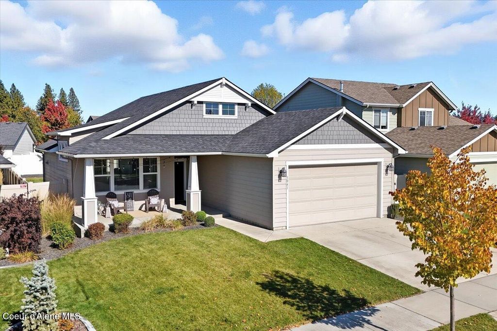 Photo of 3041 Pascal Dr, Coeur dAlene, ID 83815 (MLS # 25-10223)