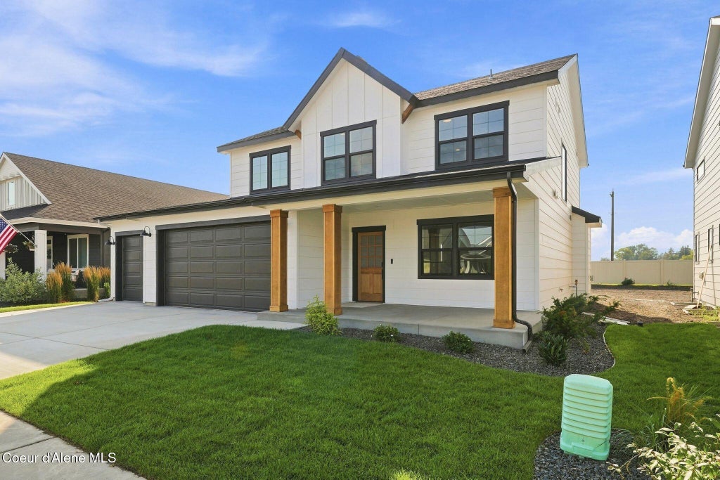 Photo of 1949 SKAGIT Dr, Post Falls, ID 83854 (MLS # 26-8713)