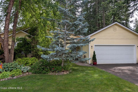 Photo of 5364 Broken Tee RD, Rathdrum, ID 83858 (MLS # 26-6532)