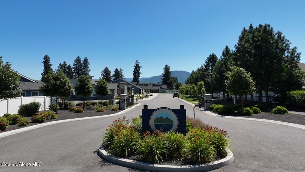 Photo of 7291 Grafton St, Coeur dAlene, ID 83815 (MLS # 26-10164)