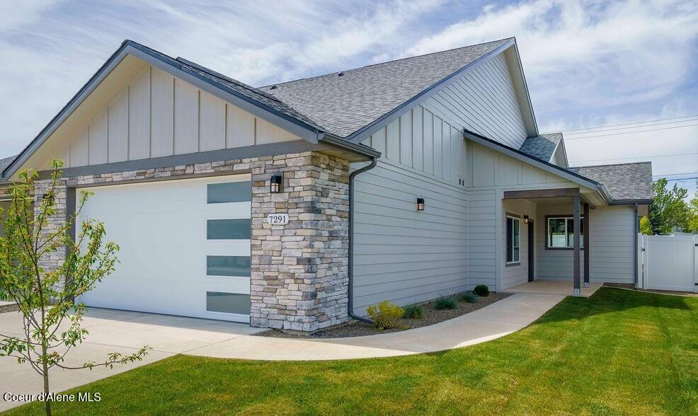 Photo of 7291 Grafton St, Coeur dAlene, ID 83815 (MLS # 26-10164)