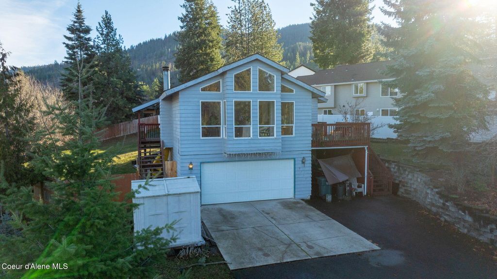 Photo of 9138 Clarkview Pl, Hayden, ID 83835 (MLS # 26-209)