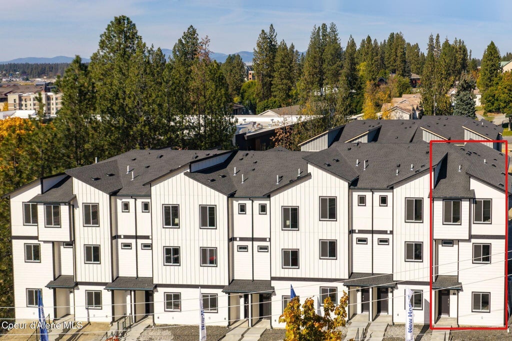 Photo of 1129 Pinewood, Coeur dAlene, ID 83814 (MLS # 26-10113)