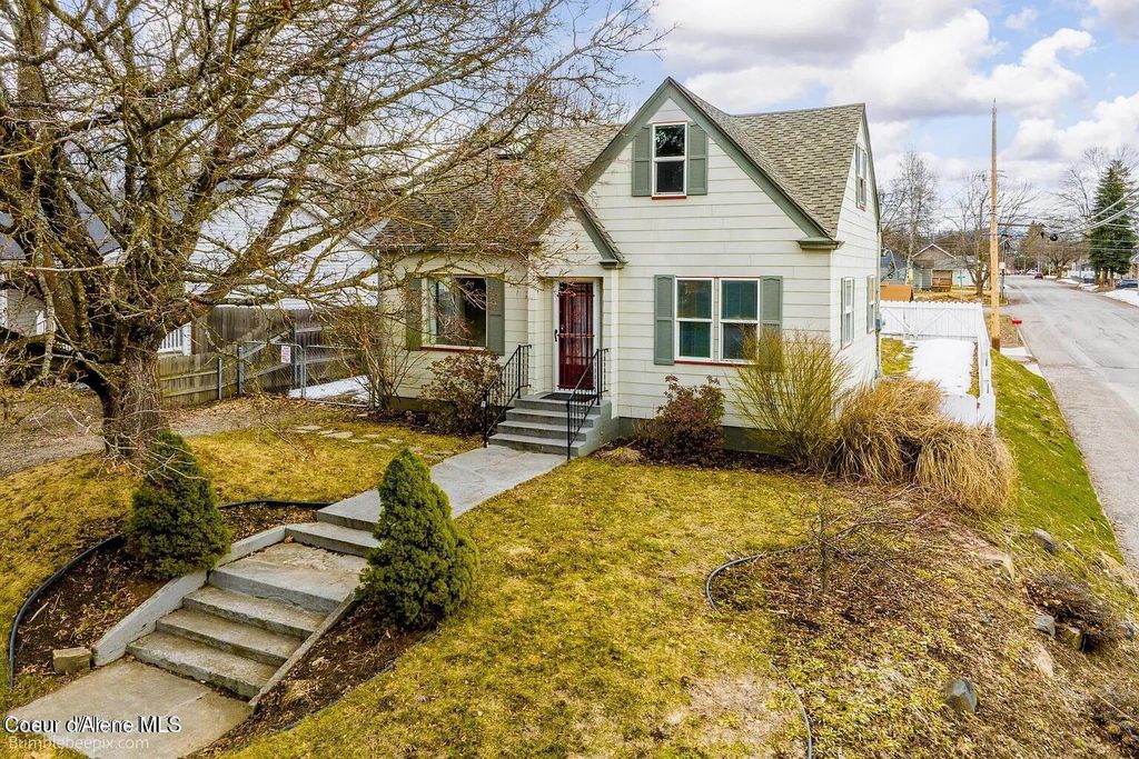 Photo of 1202 C, Coeur dAlene, ID 83814 (MLS # 26-4481)
