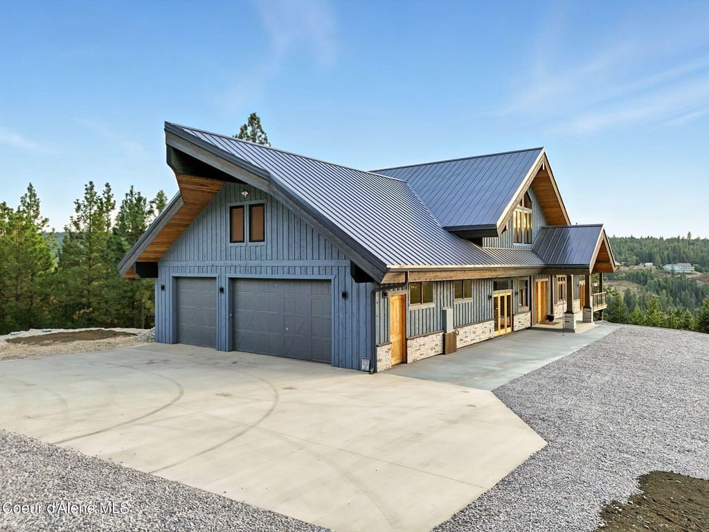 Photo of 4440 LISA Rd, Harrison, ID 83833 (MLS # 25-8978)
