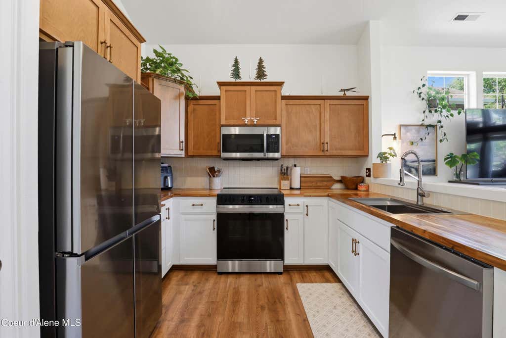 Photo of 6658 Cornwall ST, Coeur dAlene, ID 83815 (MLS # 26-6629)