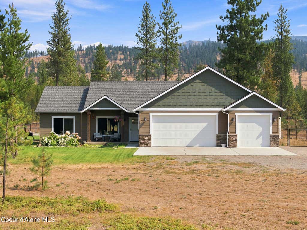 Photo of 29 BUMPY WAY, Blanchard, ID 83804 (MLS # 26-8611)