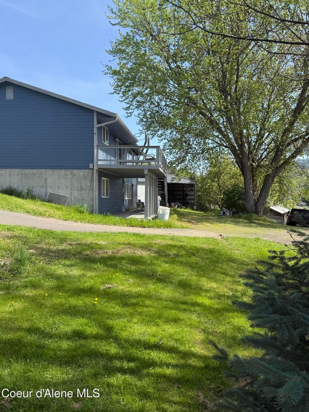 Photo of 19357 School Rd, Lenore, ID 83541 (MLS # 26-3788)