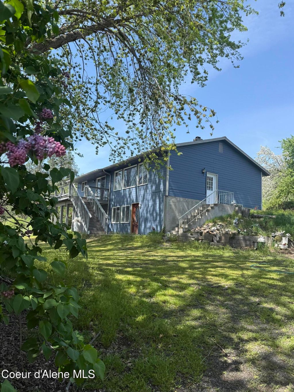 Photo of 19357 School Rd, Lenore, ID 83541 (MLS # 26-3788)