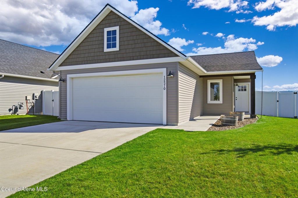 Photo of 12570 Cavanaugh DR, Rathdrum, ID 83858 (MLS # 26-9785)