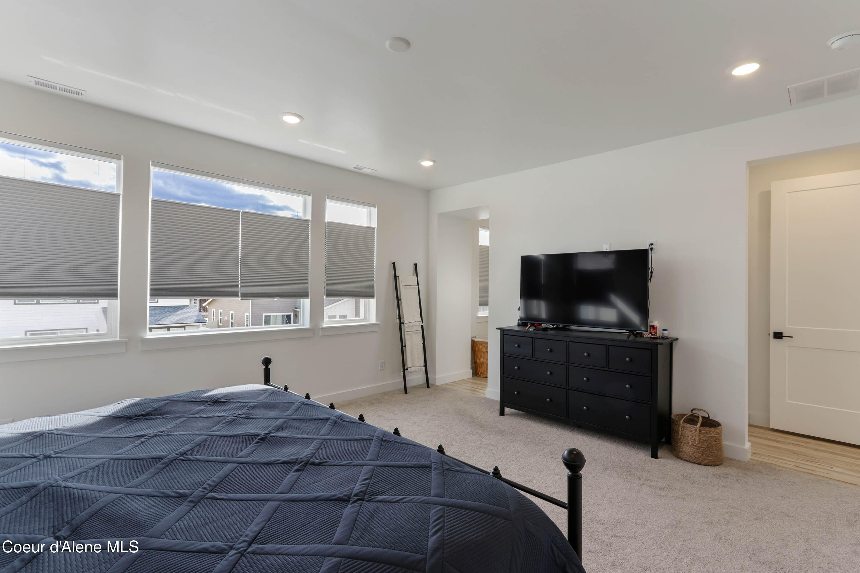 534 S University Park Way, Sandpoint, Idaho image 17