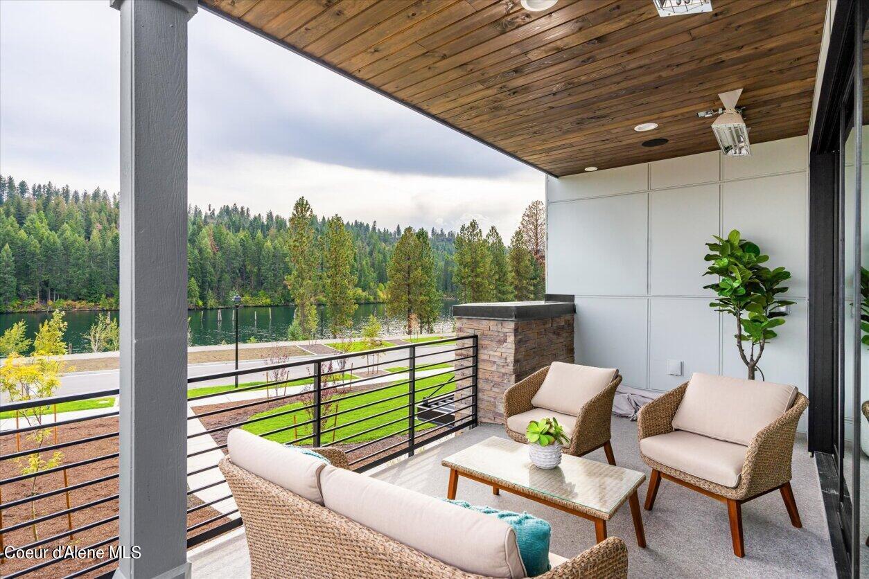 2927 Heartwood