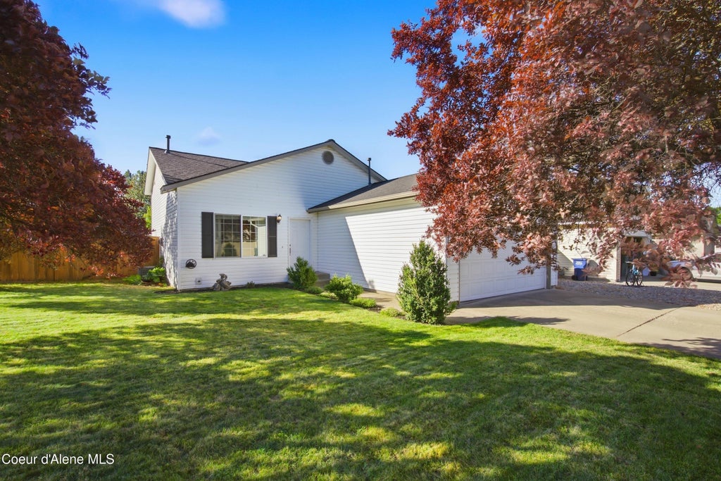 Photo of 2510 CLAIRBORNE Ln, Coeur dAlene, ID 83815 (MLS # 26-9460)