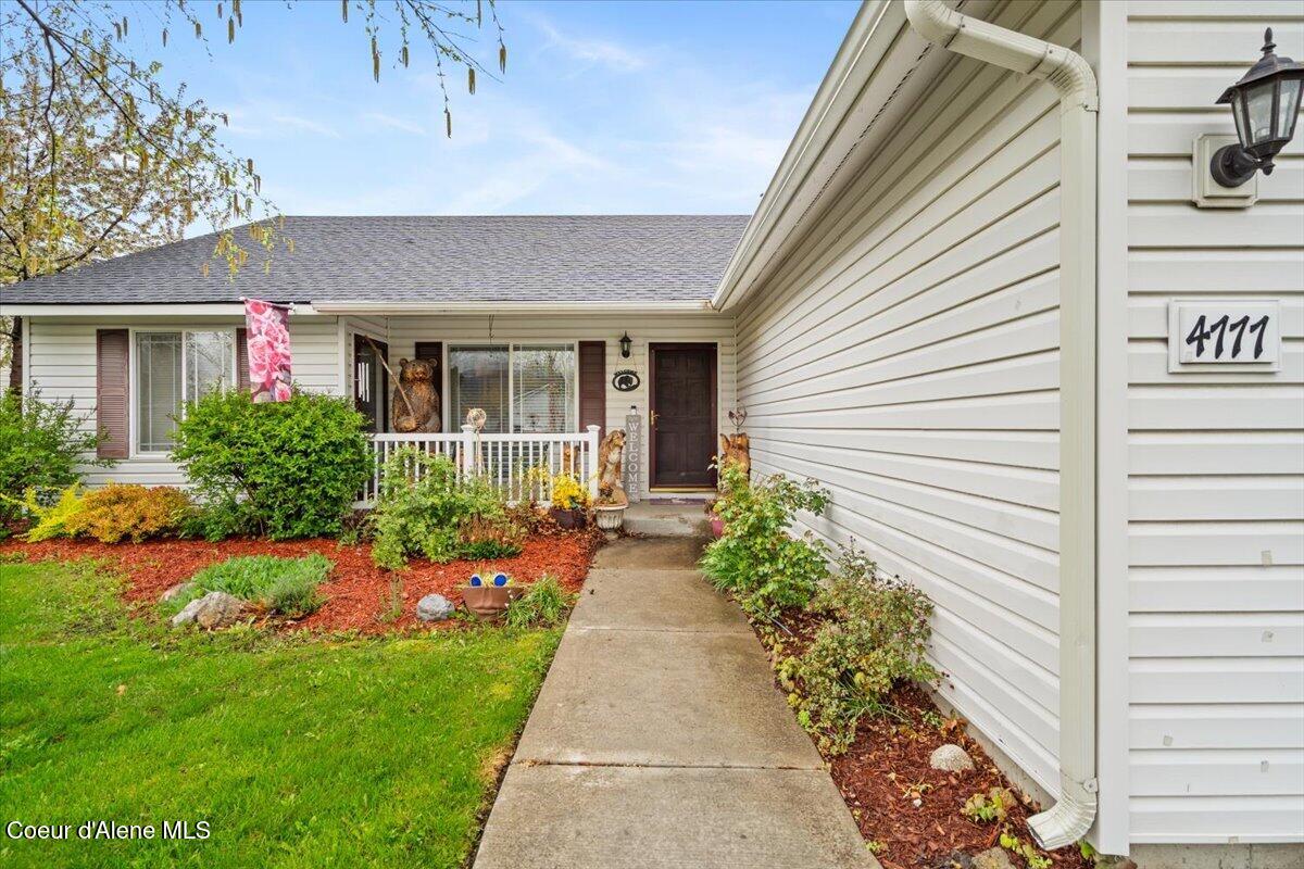 4777 LEMONWOOD