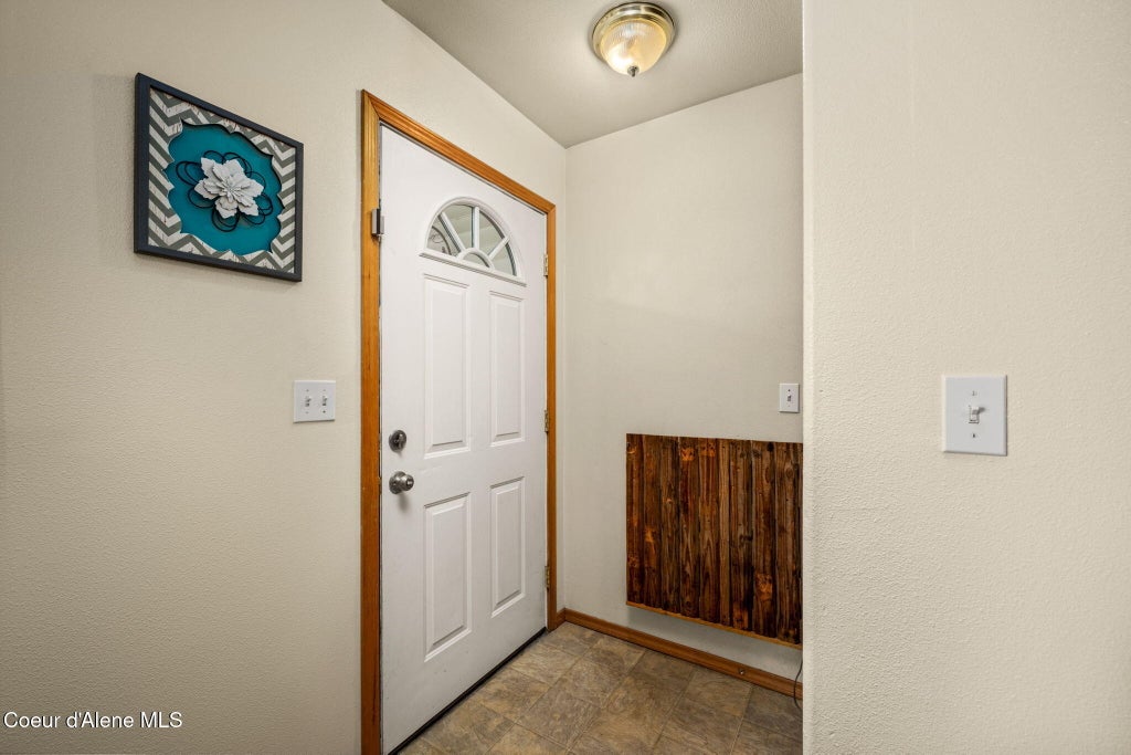 Photo of 5938 New Hampshire ST, Spirit Lake, ID 83869 (MLS # 26-9891)