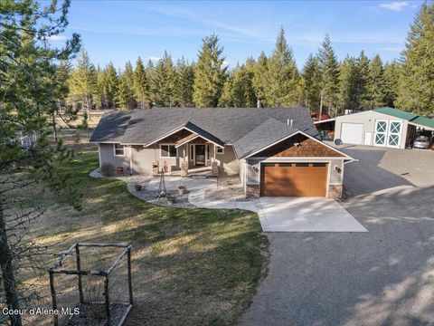 Photo of 517 Songbird Way, Spirit Lake, ID 83869 (MLS # 26-3188)