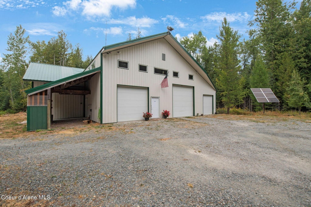 Photo of 291 Old Mill Road Road, Sandpoint, ID 83864 (MLS # 26-9193)