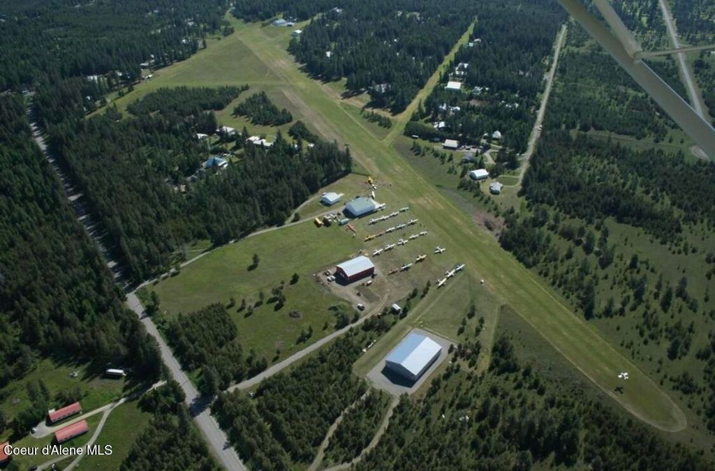 Photo of 8599 Apache Trl, Athol, ID 83801 (MLS # 25-10277)