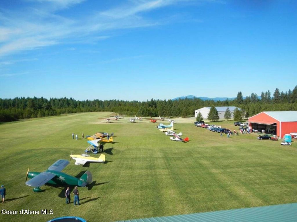 Photo of 8599 Apache Trl, Athol, ID 83801 (MLS # 25-10277)