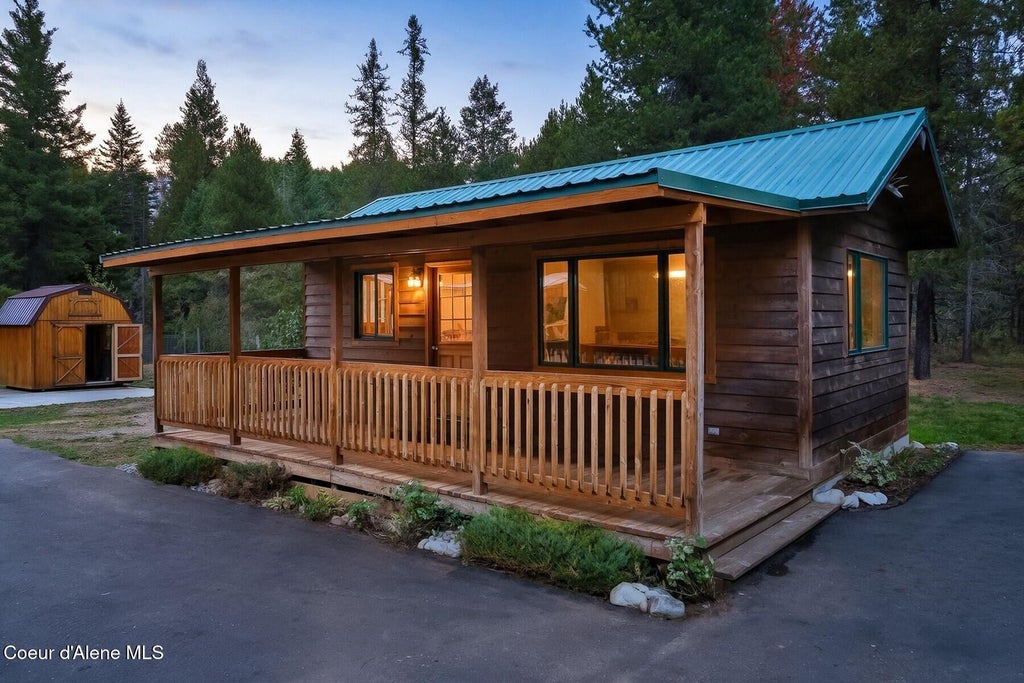 Photo of 130 Cable Dr, Sagle, ID 83860 (MLS # 26-9732)