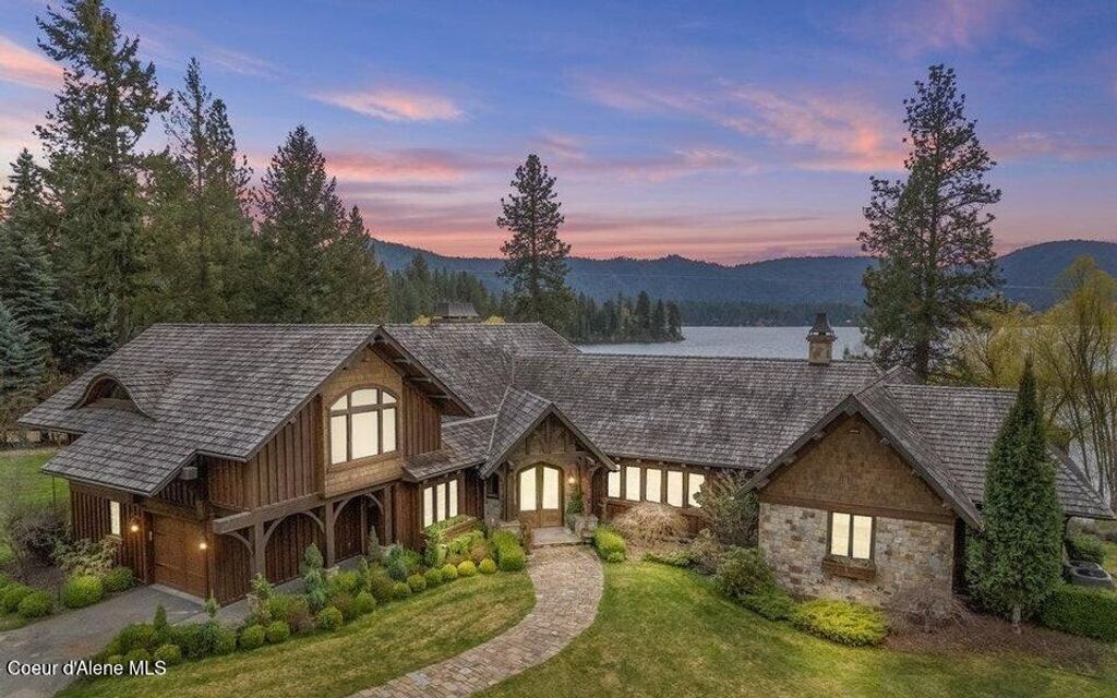 Photo of 7566 Gem Shores Shores, Hayden, ID 83835 (MLS # 25-4214)