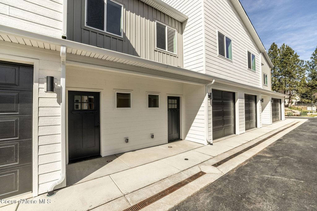 Photo of 3701 Torrey Pine Pine, Coeur dAlene, ID 83815 (MLS # 26-192)