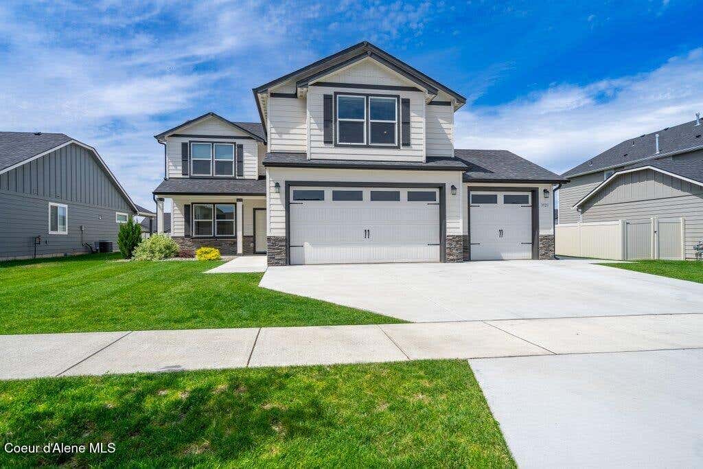 Photo of 3921 Lynn ST, Post Falls, ID 83854 (MLS # 26-8005)