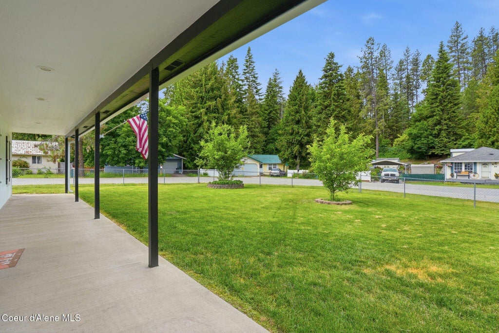 Photo of 61 Merritt St, Priest River, ID 83856 (MLS # 26-5897)