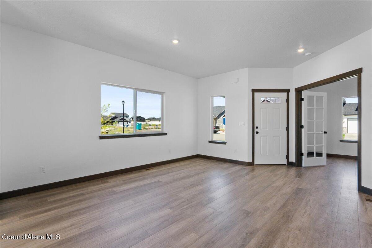 2920 N Neptune St, Post Falls, Texas image 2