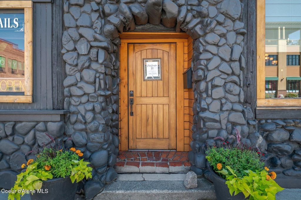 Photo of 100 &amp; 105 1ST, Sandpoint, ID 83864 (MLS # 25-9360)