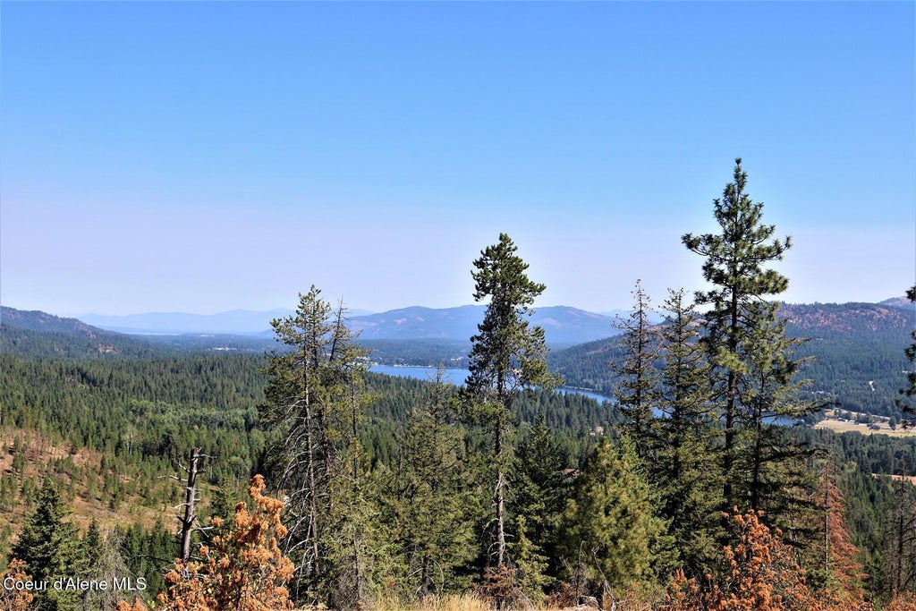 Photo of 700 Outlook RD, Cocolalla, ID 83813 (MLS # 26-5678)