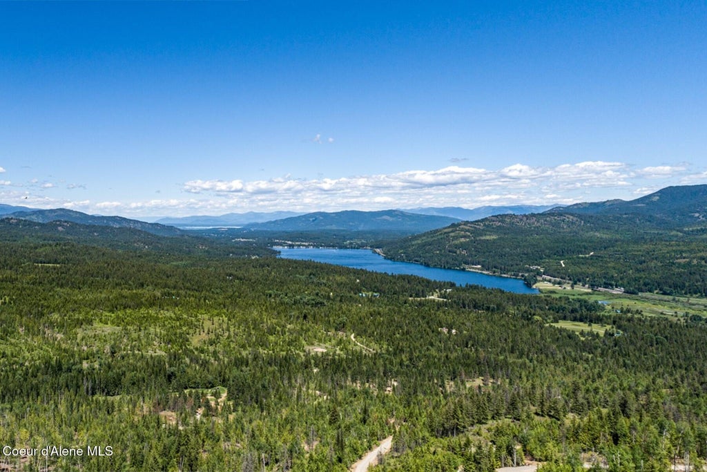 Photo of 700 Outlook RD, Cocolalla, ID 83813 (MLS # 26-5678)