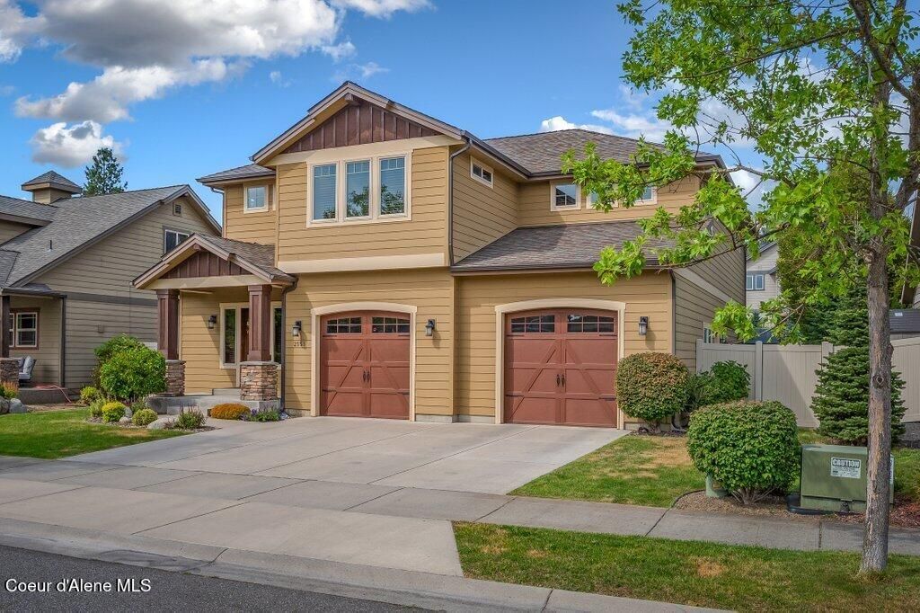 Photo of 2551 Renoir Dr, Coeur dAlene, ID 83815 (MLS # 25-8821)
