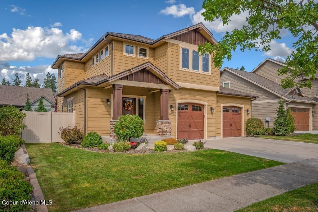 Photo of 2551 Renoir Dr, Coeur dAlene, ID 83815 (MLS # 25-8821)