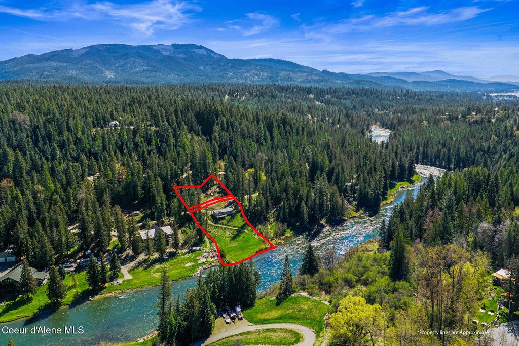 Photo of 792 Dirks Rd, Priest River, ID 83856 (MLS # 26-4314)