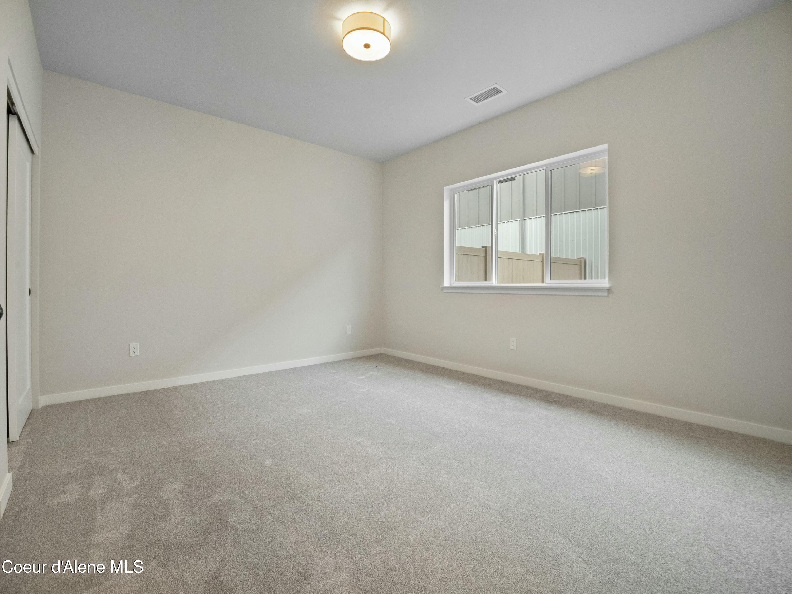 995 E Railroad Avenue, Post Falls, Idaho image 13