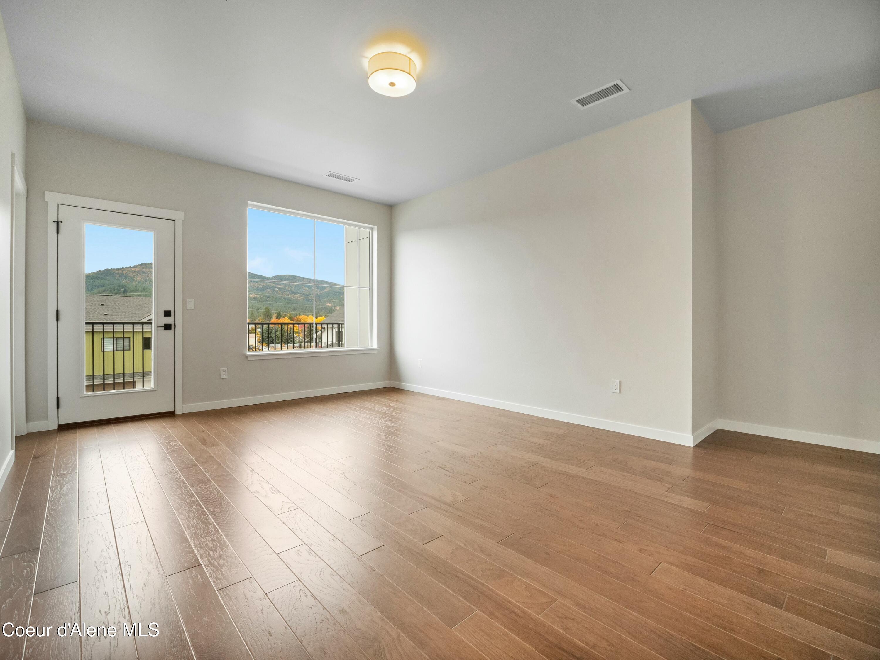 995 E Railroad Avenue, Post Falls, Idaho image 26