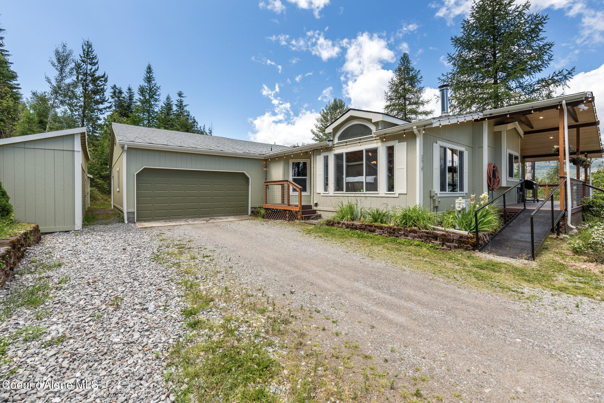 370 Arcadia Ln, Sandpoint, Idaho image 3