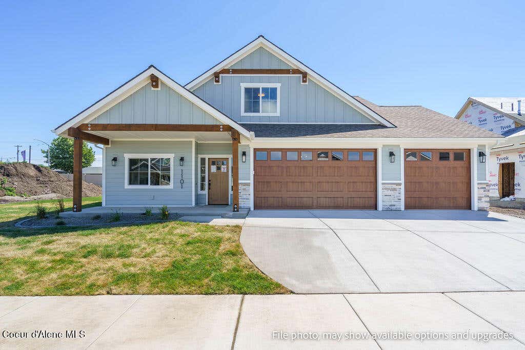 Photo of 957 STEEPLE CHASE Rd, Hayden, ID 83835 (MLS # 26-7869)