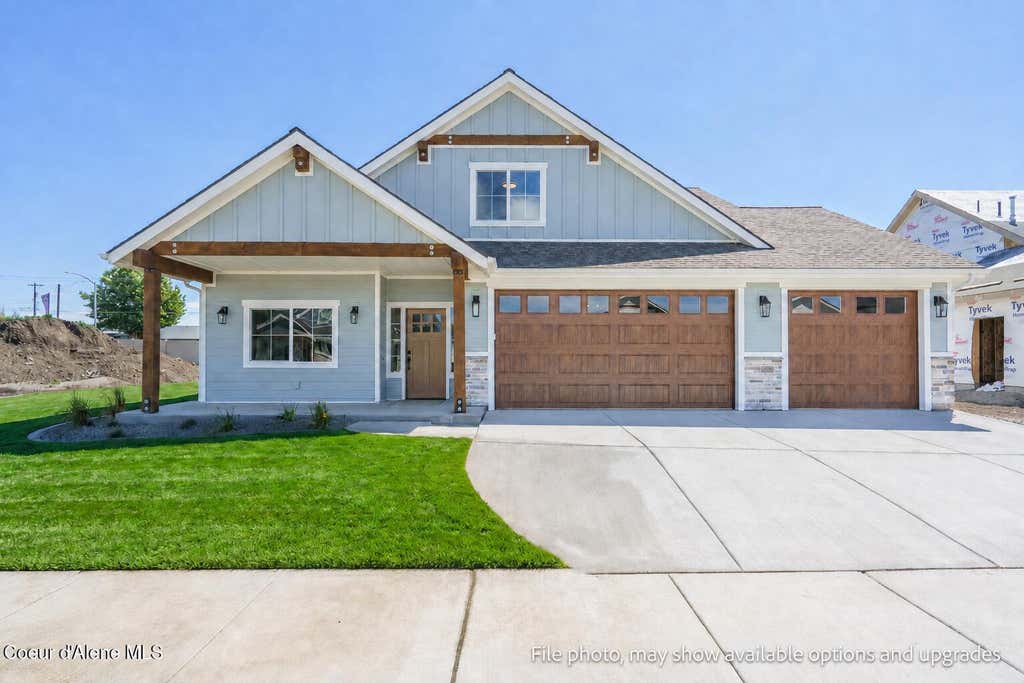 Photo of 957 STEEPLE CHASE Rd, Hayden, ID 83835 (MLS # 26-7869)