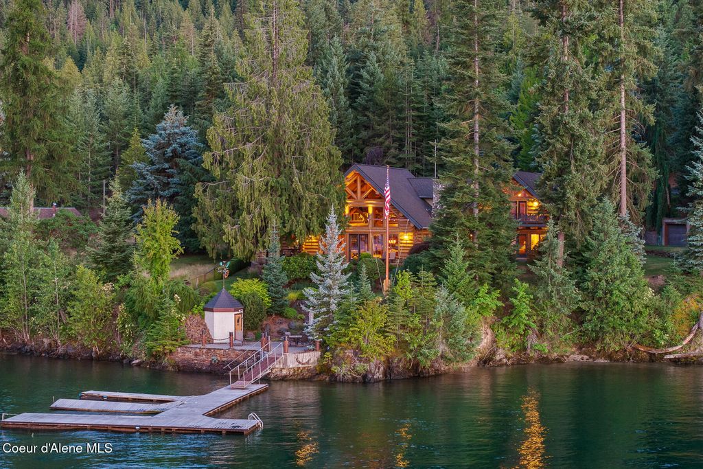 Photo of 9247 Hart Ln, Hayden, ID 83835 (MLS # 25-6920)