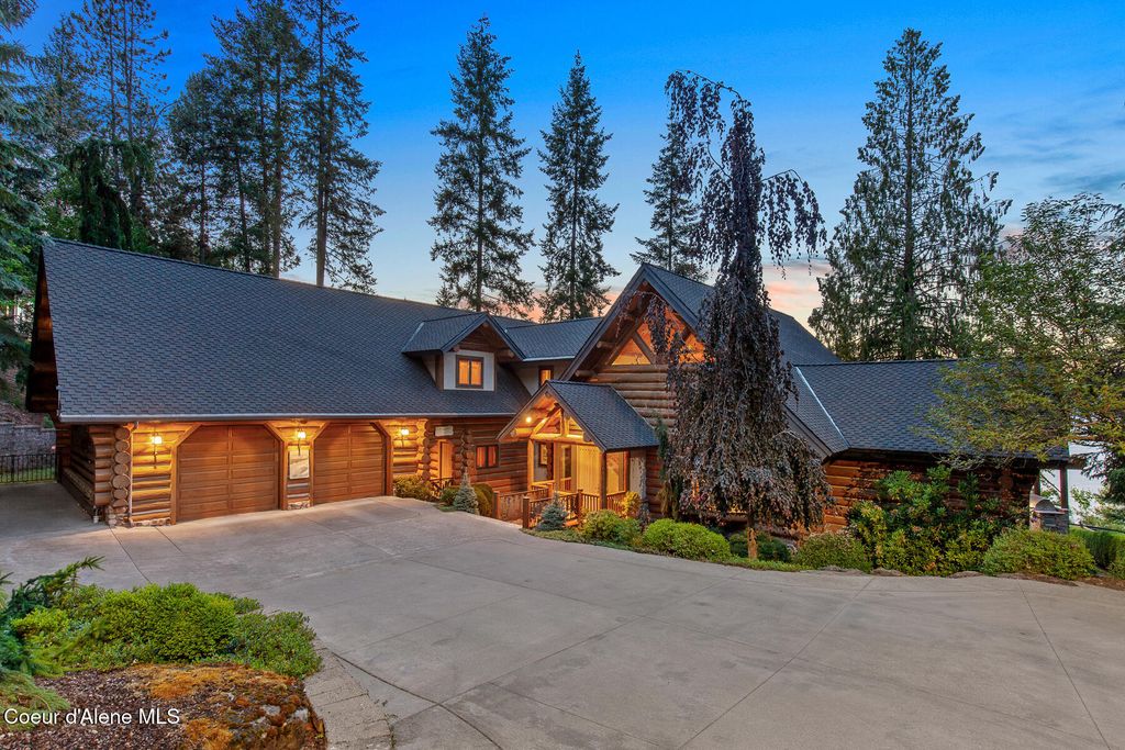Photo of 9247 Hart Ln, Hayden, ID 83835 (MLS # 25-6920)