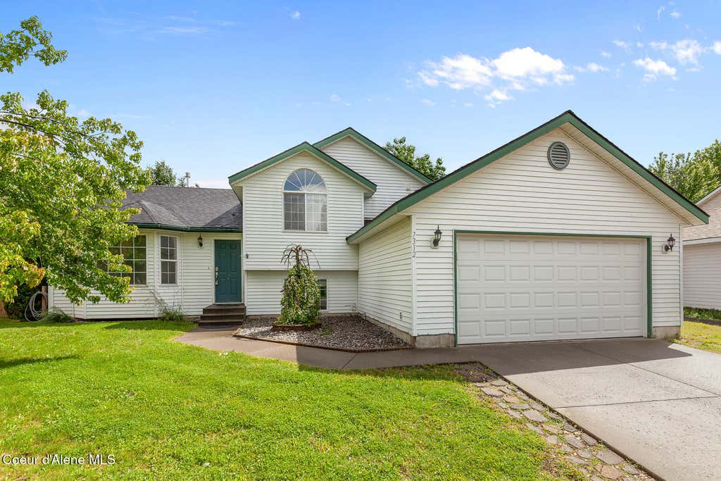 Photo of 7312 Macaw Ln, Rathdrum, ID 83858 (MLS # 26-5959)