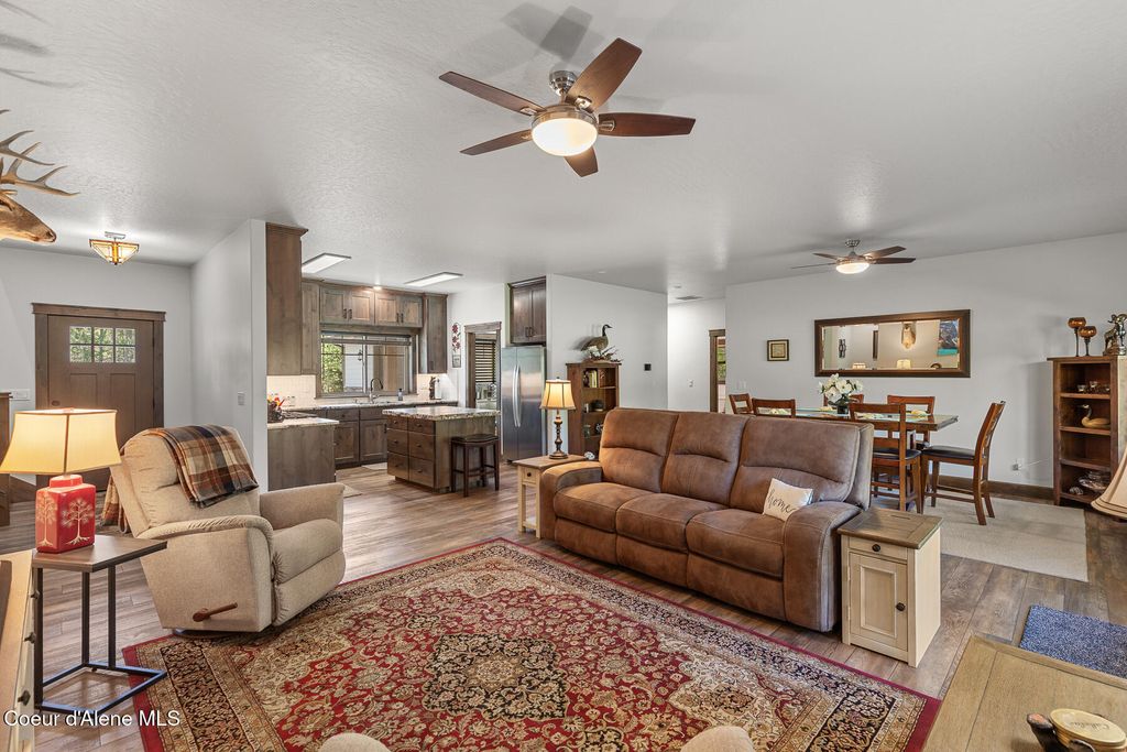 Photo of 545 Peacock Ln, Spirit Lake, ID 83869 (MLS # 26-3212)