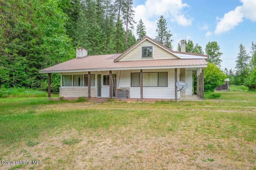 Photo of 1875 Gateway Ranch Ranch, Coeur dAlene, ID 83814 (MLS # 25-8414)