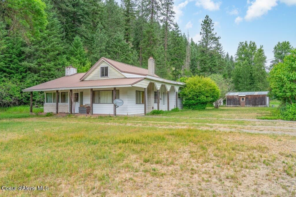 Photo of 1875 Gateway Ranch Ranch, Coeur dAlene, ID 83814 (MLS # 25-8414)