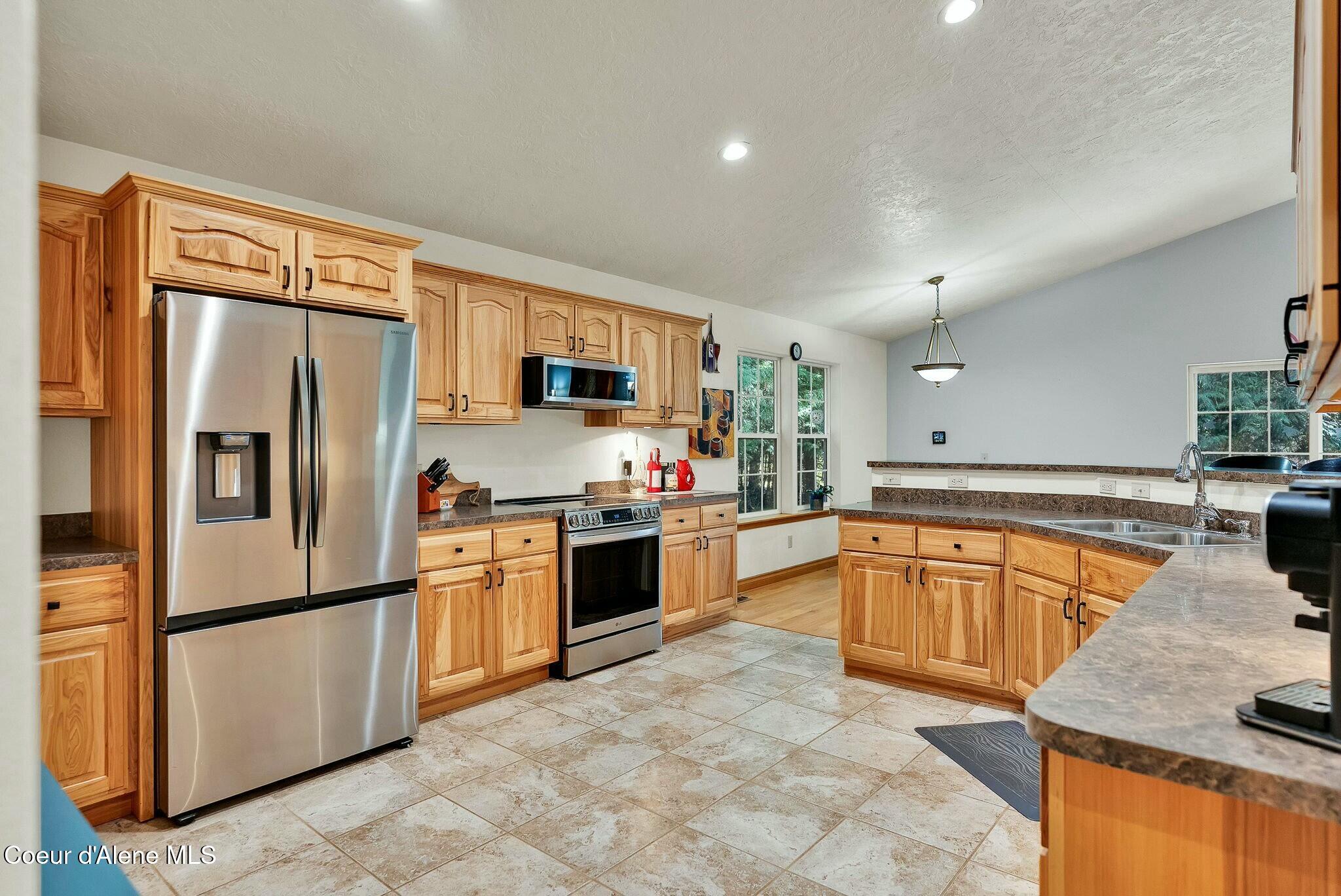 60191 Id-200, Clark Fork, Idaho image 13