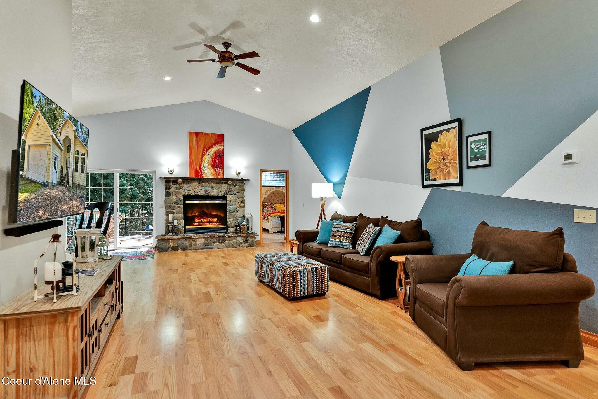 60191 Id-200, Clark Fork, Idaho image 8