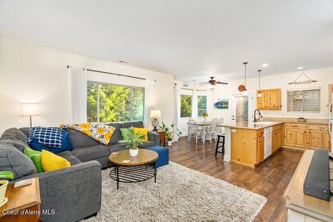 Photo of 6800 SPURWING Loop #201, Coeur dAlene, ID 83815 (MLS # 25-11247)