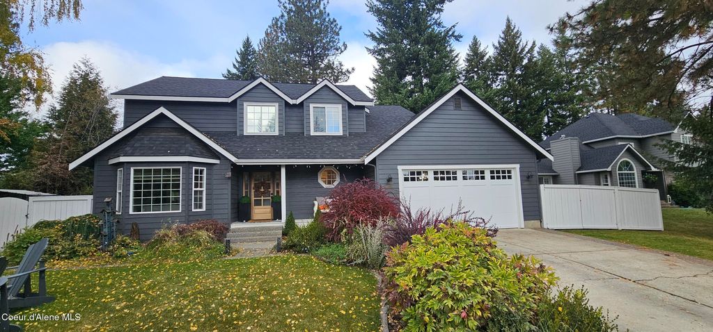 Photo of 8323 TARTAN Dr, Hayden, ID 83835 (MLS # 25-10094)